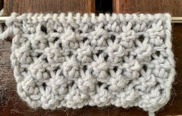 Come fare il punto Trinità (Trinity stitch) ai ferri